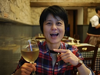 不明